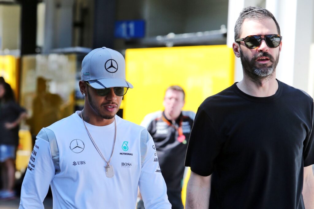 Lewis Hamilton Partenariat avec Marc Hynes